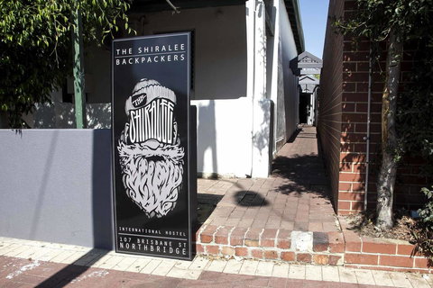 Shiralee Hostel -note - Valid Passport Required To Check In - Accommodation Bookings 12