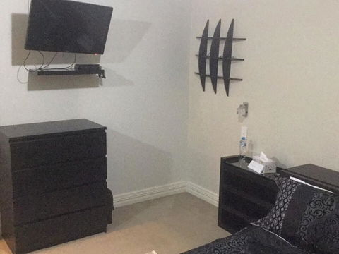Ascot Home - Accommodation Bookings 1