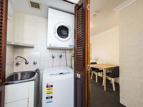 Subiaco Village 28 - Accommodation Bookings 16