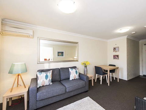 Subiaco Village 28 - Accommodation Bookings 5