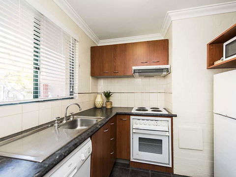 Subiaco Village 28 - Accommodation Bookings 13
