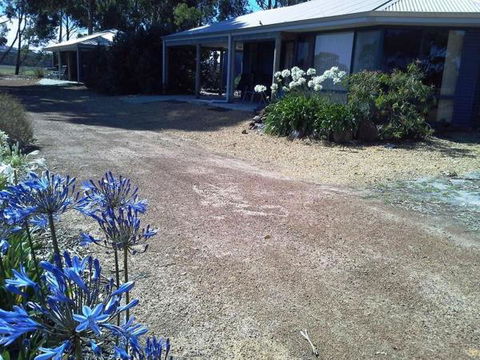 Cosy Corner Chalets - Accommodation Bookings 3