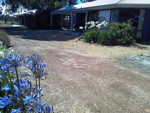 Cosy Corner Chalets - Accommodation Bookings 11