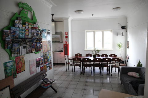 Perth Central Backpackers - Accommodation Bookings 19