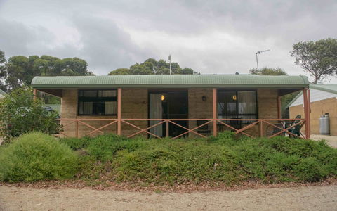 Hopetoun Motel & Chalet Village - Accommodation Bookings 23