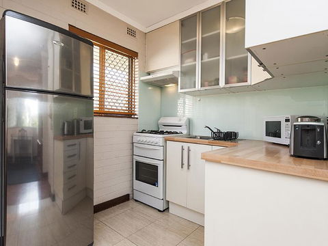 Rosalie 35 - Accommodation Bookings 12