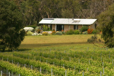SilverSprings Spa Retreat Pet Friendly Cottages And Glampings - Accommodation Bookings 3