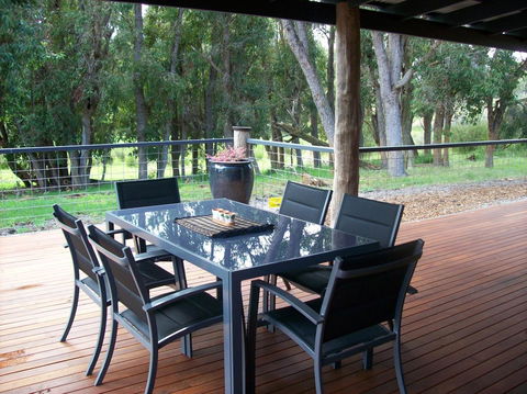 SilverSprings Spa Retreat Pet Friendly Cottages And Glampings - Accommodation Bookings 7