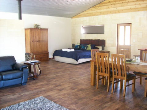 SilverSprings Spa Retreat Pet Friendly Cottages And Glampings - Accommodation Bookings 21