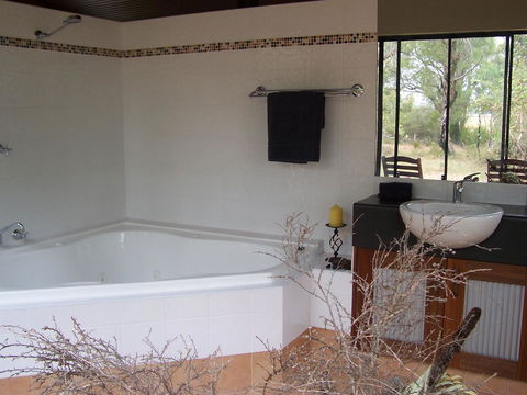 SilverSprings Spa Retreat Pet Friendly Cottages And Glampings - Accommodation Bookings 14