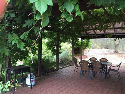 SilverSprings Spa Retreat Pet Friendly Cottages And Glampings - Accommodation Bookings 9