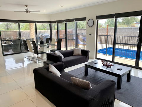 The CÃ©ad MÃ­le FÃ¡ilte Busselton - Accommodation Bookings 0