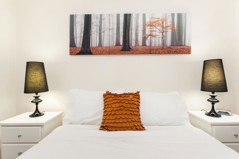 Forrest St - Accommodation Bookings 12