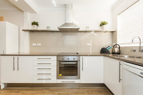 Forrest St - Accommodation Bookings 9