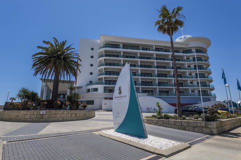 A 406 FANTASTIC OCEAN BEACH And MARINA VIEW APT - MANDURAH - Accommodation Bookings 3