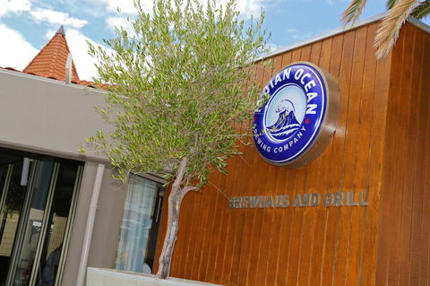 The Marina Hotel - Mindarie - Accommodation Bookings 17