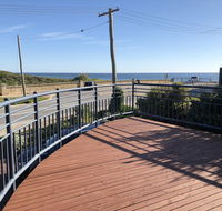 Halls Head Beach House - Accommodation Bookings