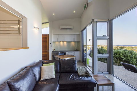 Aquatic Visions - Accommodation Bookings 10
