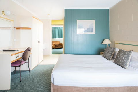 Comfort Inn Devonport - Accommodation Bookings 18