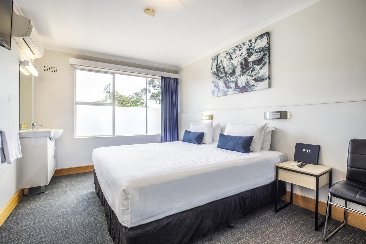  Accommodation Bookings