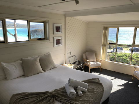 BINALONG BEACH COTTAGE Beachfront At Bay Of Fires Next To Restaurant - Accommodation Bookings 4