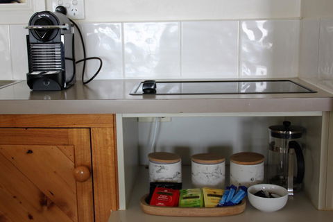 BINALONG BEACH COTTAGE Beachfront At Bay Of Fires Next To Restaurant - Accommodation Bookings 11