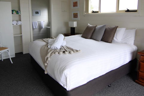 BINALONG BEACH COTTAGE Beachfront At Bay Of Fires Next To Restaurant - Accommodation Bookings 15