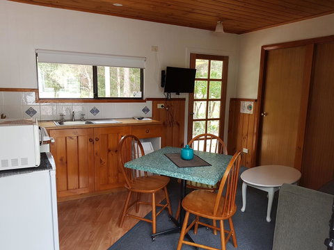 Strahan Retreat Holiday Park - Accommodation Bookings 14