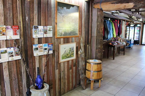 Tullah Lakeside Lodge - Accommodation Bookings 25