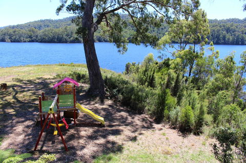 Tullah Lakeside Lodge - Accommodation Bookings 30
