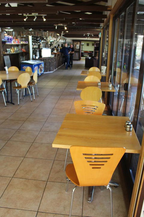 Tullah Lakeside Lodge - Accommodation Bookings 36