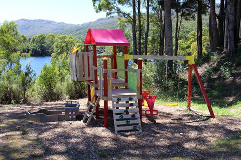 Tullah Lakeside Lodge - Accommodation Bookings 14