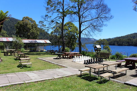 Tullah Lakeside Lodge - Accommodation Bookings 33
