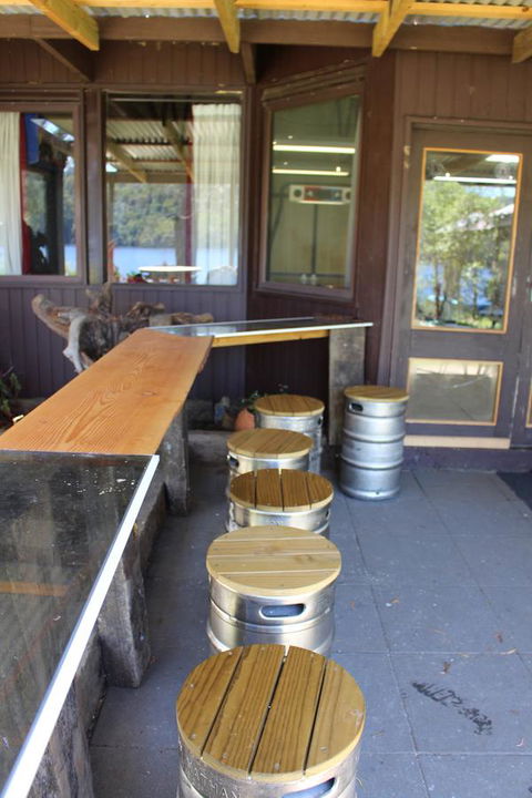 Tullah Lakeside Lodge - Accommodation Bookings 24
