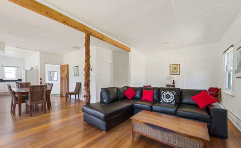 Giants Table And Cottages - Accommodation Bookings 9