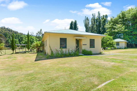 Giants Table And Cottages - Accommodation Bookings 24