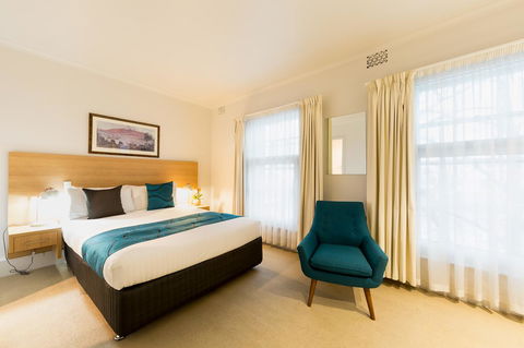 Customs House Hotel - Accommodation Bookings 11