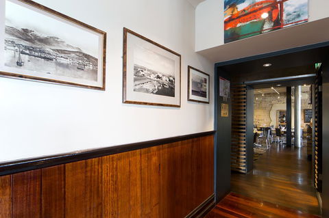 Customs House Hotel - Accommodation Bookings 36