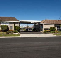 Barclay Motor Inn