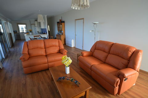 Seascape Beach House - Accommodation Bookings 5