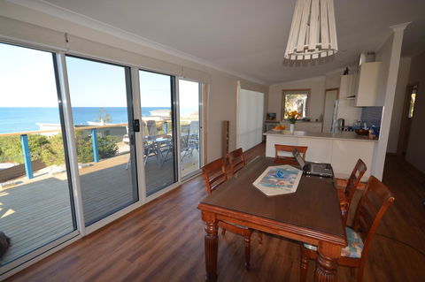 Seascape Beach House - Accommodation Bookings 3