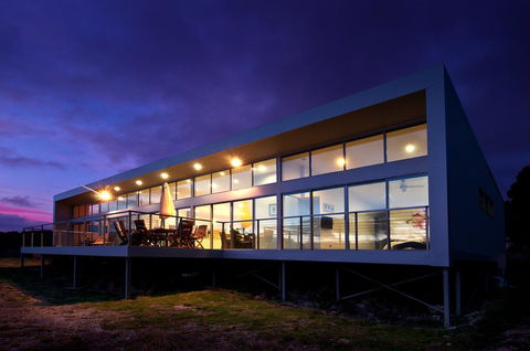 Sunset Bay Escape - Accommodation Bookings 0