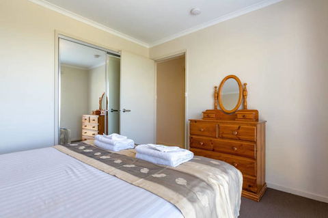 Mirramar House - Accommodation Bookings 14