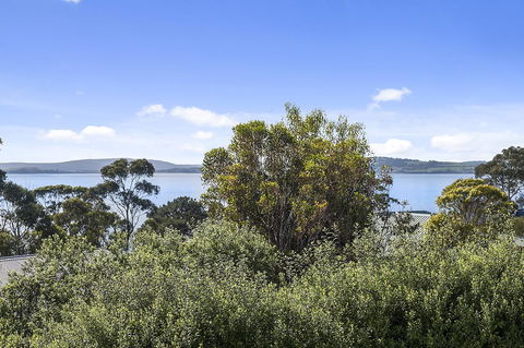 Mirramar House - Accommodation Bookings 7