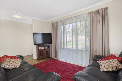 Mirramar House - Accommodation Bookings 12