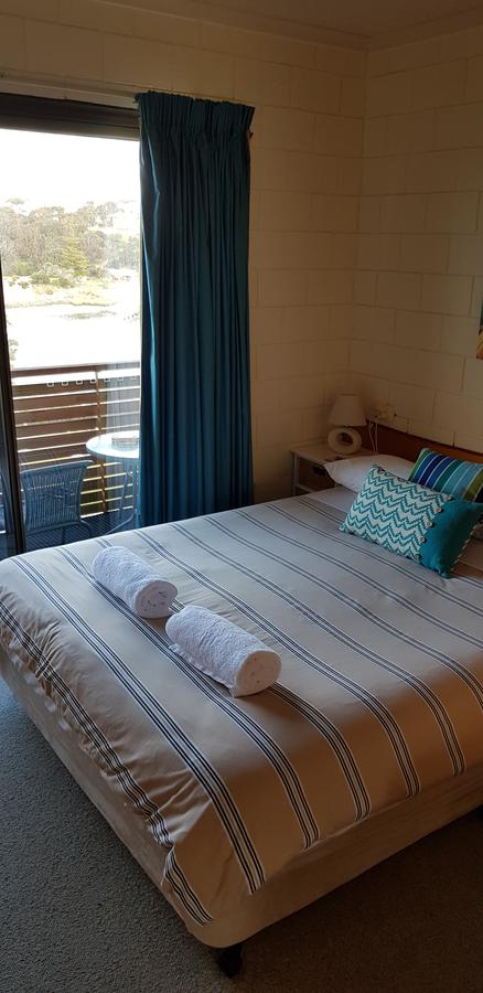 Blue Seas Holiday Villas - Accommodation Bookings 27