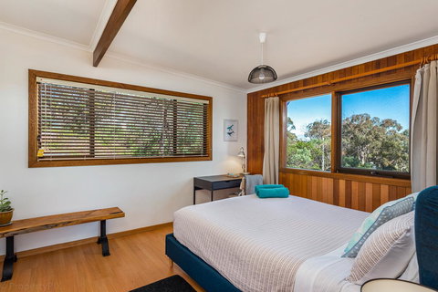 The Sandy Sister - Accommodation Bookings 23