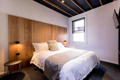 105 Mac Unique Apartments - Accommodation Bookings 6