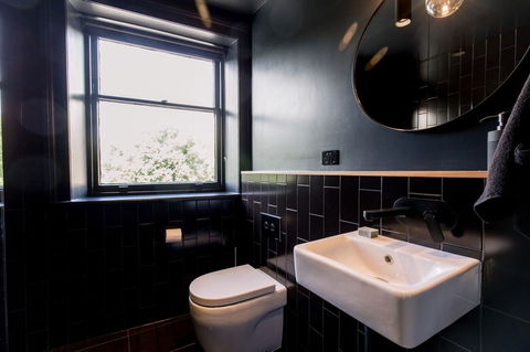 105 Mac Unique Apartments - Accommodation Bookings 19