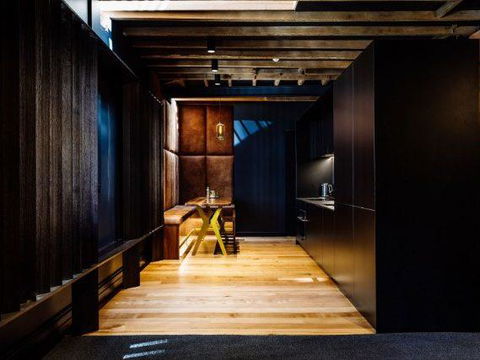105 Mac Unique Apartments - Accommodation Bookings 1